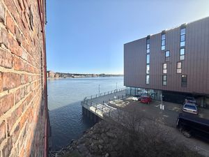 Photo 11- click for photo gallery